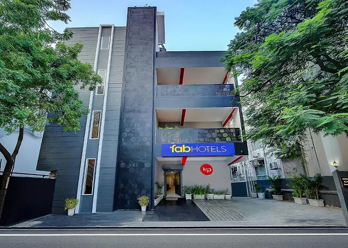 Fabhotel Kp - Near To Mgr Memorial House