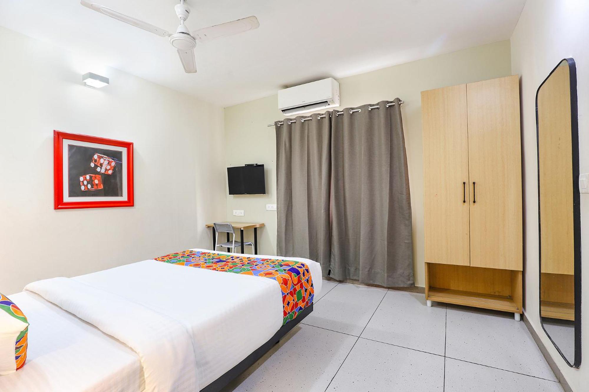 Hotel Fabhotel Kp - Near To Mgr Memorial House Chennai