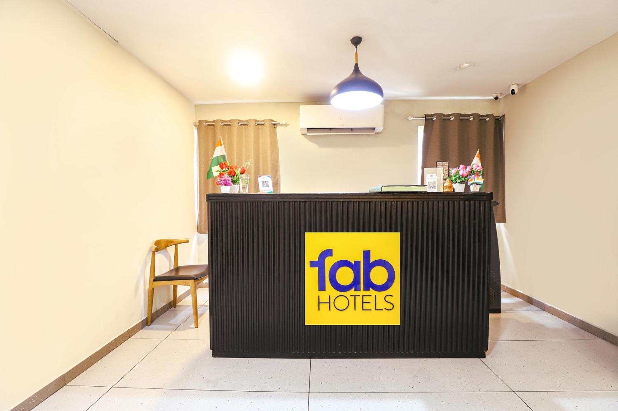 Fabhotel Kp - Near To Mgr Memorial House