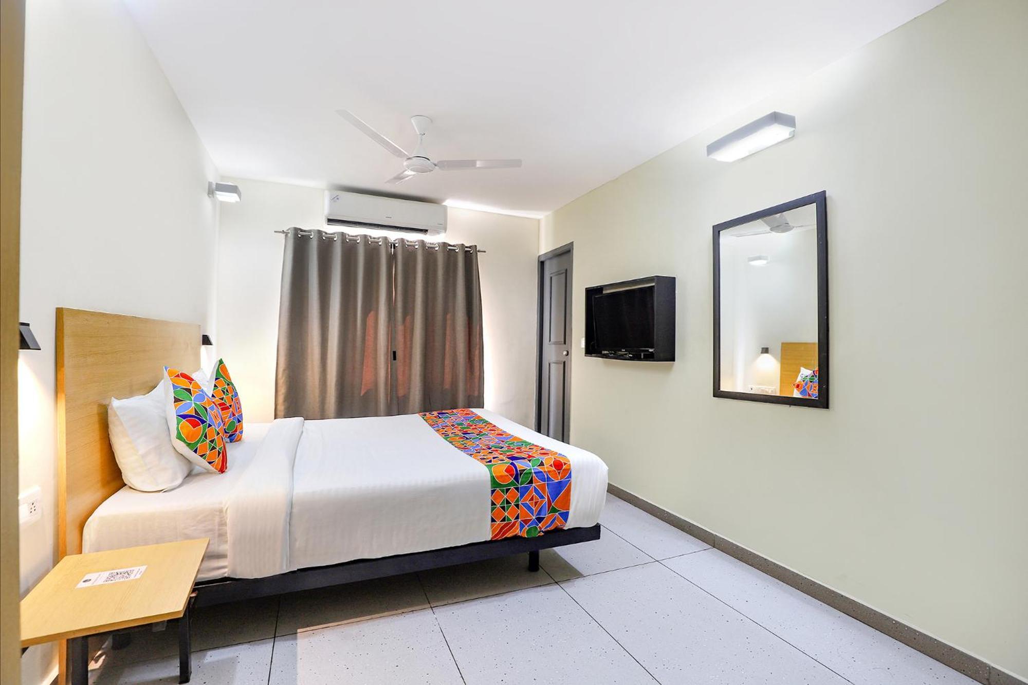 Fabhotel Kp - Near To Mgr Memorial House Hotel